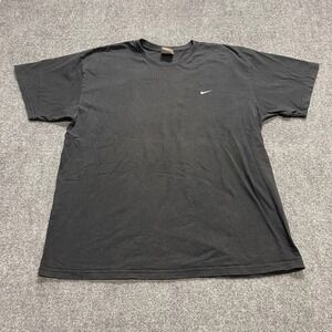 Vintage Y2K Nike T-Shirt Black Cotton Embroidered Mini Swoosh Logo